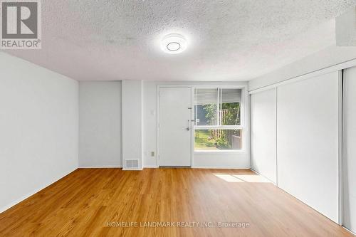 8 Rusty Crest Way, Toronto, ON - Indoor Photo Showing Other Room