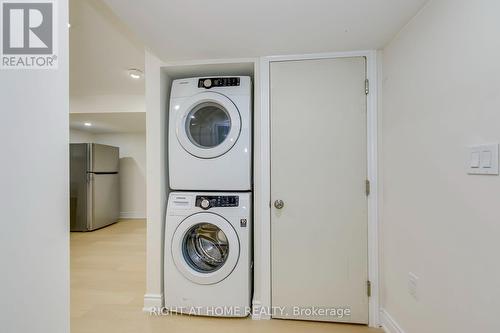 40 Stillwater Crescent, Hamilton, ON - Indoor Photo Showing Laundry Room