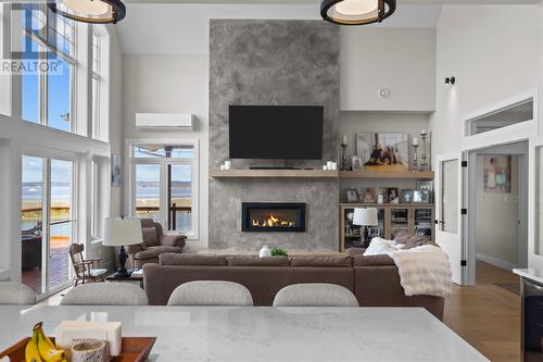 7 Commodore Place, Conception Bay South, NL - Indoor With Fireplace