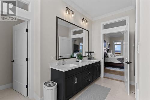 7 Commodore Place, Conception Bay South, NL - Indoor Photo Showing Bathroom