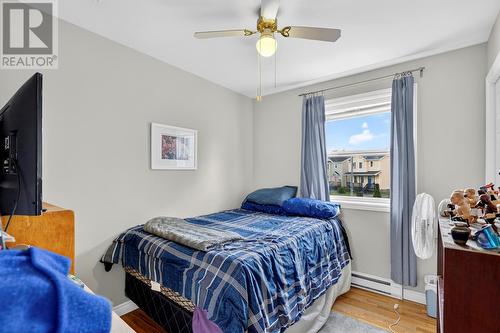 10 Ledum Place, St. John'S, NL - Indoor Photo Showing Bedroom