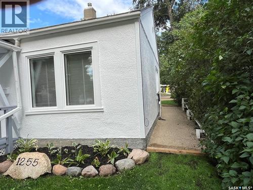 1255 Atkinson Street, Regina, SK - Outdoor