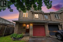 561 AQUAVIEW DRIVE  Ottawa, ON K4A 4V4
