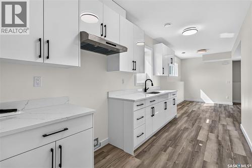 1211 Nightingale Terrace, Saskatoon, SK - Indoor Photo Showing Kitchen