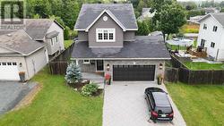 96 Ruscio CRES  Sault Ste. Marie, ON P6A 6H5