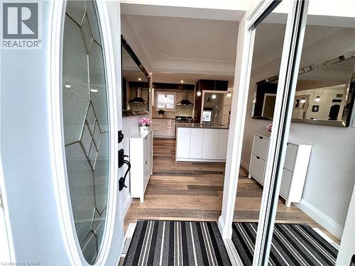 2105 Maplewood Drive, Burlington, ON -  Photo Showing Other Room