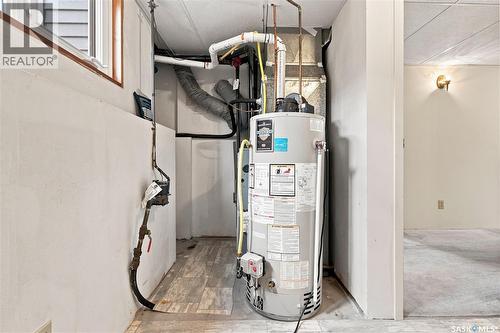 202 Stacey Court, Saskatoon, SK - Indoor Photo Showing Basement