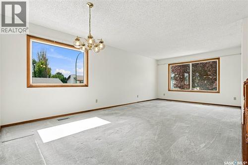 202 Stacey Court, Saskatoon, SK - Indoor