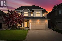 76 MOORLAND Crescent  Ancaster, ON L9K 1N7