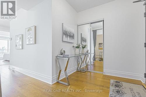 214 - 111 Upper Duke Crescent, Markham, ON - Indoor Photo Showing Other Room