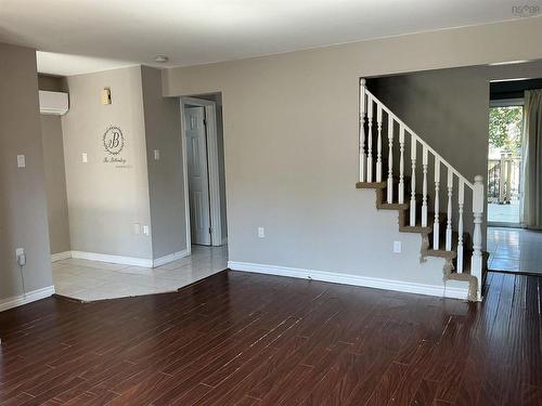 17 Oakwood, Dartmouth, NS - Indoor Photo Showing Other Room