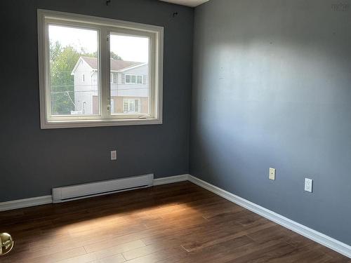 17 Oakwood, Dartmouth, NS - Indoor Photo Showing Other Room