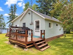 29 River Lane  Port Philip, NS B0K 1L0