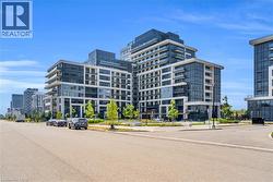 3200 WILLIAM COLTSON Avenue Unit# 622  Oakville, ON L6H 7W6