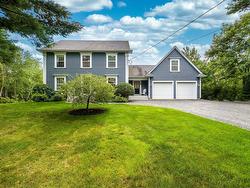 95 Hurshman Drive Upper Tantallon, NS B3Z 1L3