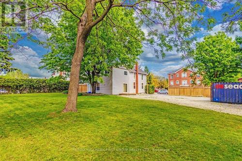 26 Whiting Avenue, Oshawa, ON - Outdoor