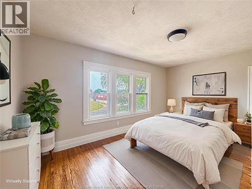 1111 Elsmere, Windsor, ON - Indoor Photo Showing Bedroom