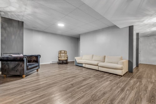 Family Room - 78  - 80 Rue Du Villonet, Québec (Beauport), QC 