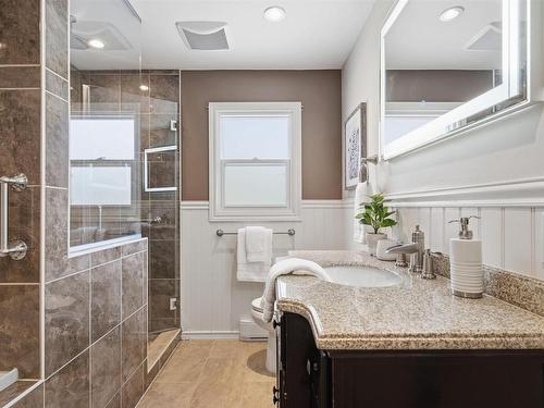 5 Wilson Boulevard, Wedgewood, NS - Indoor Photo Showing Bathroom
