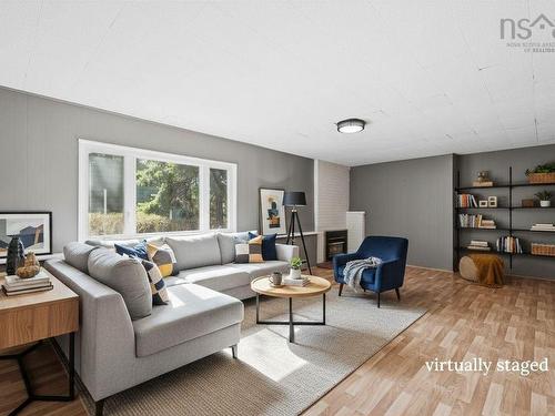 5 Wilson Boulevard, Wedgewood, NS - Indoor Photo Showing Living Room