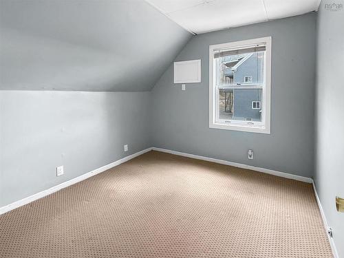 284 North Provost Street, New Glasgow, NS - Indoor Photo Showing Other Room