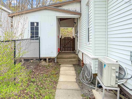 284 North Provost Street, New Glasgow, NS - Outdoor With Exterior