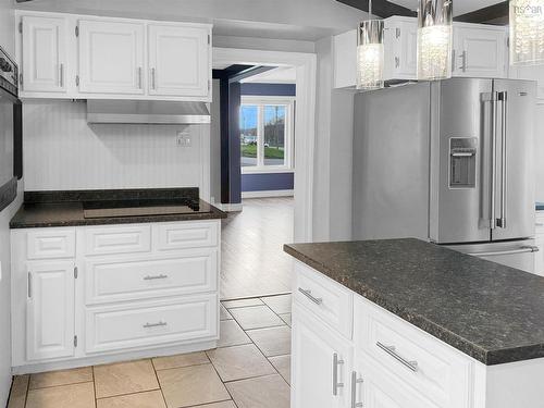 284 North Provost Street, New Glasgow, NS - Indoor Photo Showing Kitchen