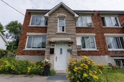 21  - 21A 2e Avenue N.  Montréal (Pierrefonds-Roxboro), QC H8Y 2L1