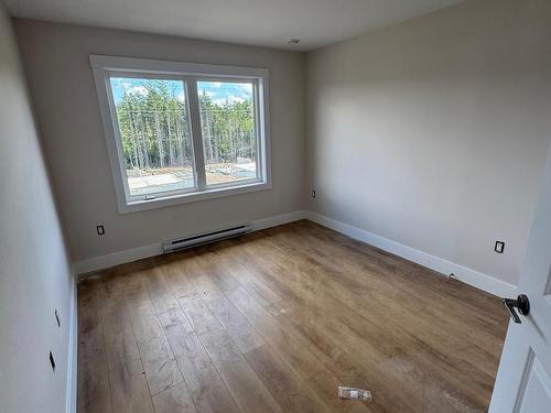 77 Simona Drive, Dartmouth, NS - Indoor Photo Showing Other Room