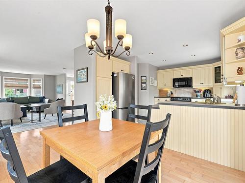 10 Tutor Court, Dartmouth, NS - Indoor Photo Showing Dining Room