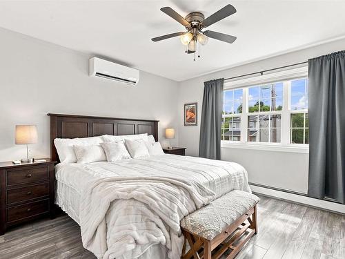 10 Tutor Court, Dartmouth, NS - Indoor Photo Showing Bedroom
