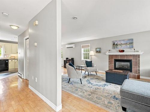 10 Tutor Court, Dartmouth, NS - Indoor Photo Showing Living Room With Fireplace