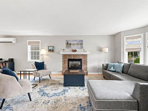 10 Tutor Court, Dartmouth, NS - Indoor Photo Showing Living Room With Fireplace