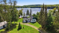 42 Ch. du Lac-Allet  Kiamika, QC J0W 1G0