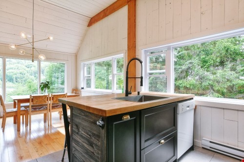 Kitchen - 1934 Ch. Du Lac-Des-Trois-Frères, Saint-Adolphe-D'Howard, QC - Indoor Photo Showing Kitchen