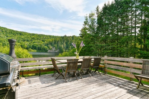 Patio - 1934 Ch. Du Lac-Des-Trois-Frères, Saint-Adolphe-D'Howard, QC - Outdoor With Deck Patio Veranda