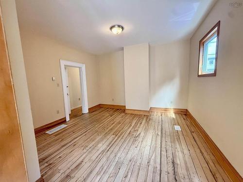 6312 Chebucto Road, Halifax, NS - Indoor Photo Showing Other Room