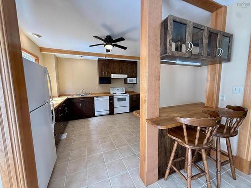 6312 Chebucto Road, Halifax, NS - Indoor Photo Showing Kitchen With Double Sink