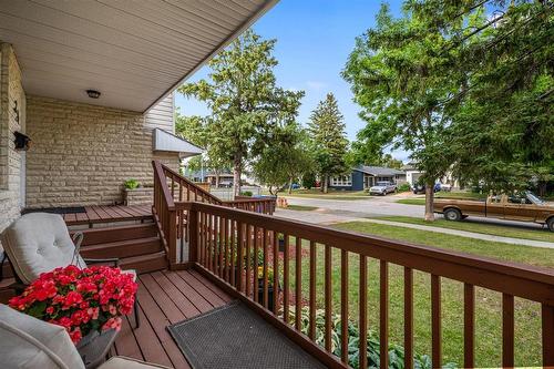 30 Meadowlark Place, Winnipeg, MB 
