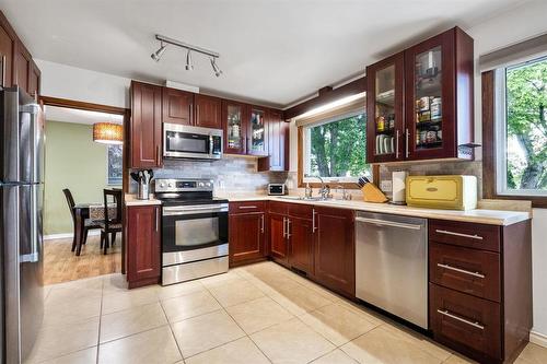 30 Meadowlark Place, Winnipeg, MB 
