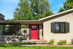 345 Rue des Peupliers  Saint-Bruno-De-Montarville, QC J3V 2M2