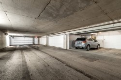 Garage - 