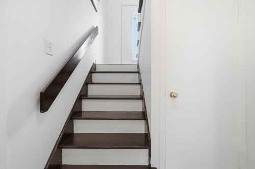 Escalier - 3665 Rue Perras, Longueuil (Saint-Hubert), QC - Indoor Photo Showing Other Room