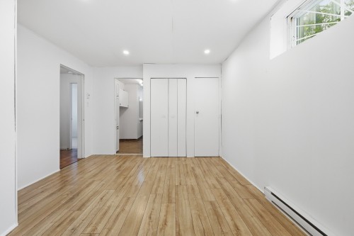 Salle familiale - 3665 Rue Perras, Longueuil (Saint-Hubert), QC - Indoor Photo Showing Other Room