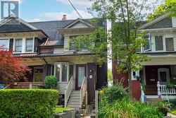57 HERBERT AVENUE Toronto, ON M4L 3P8