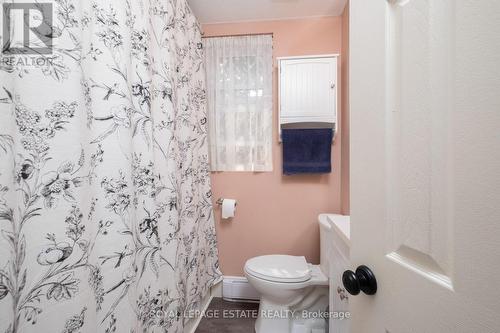 57 Herbert Avenue, Toronto, ON - Indoor Photo Showing Bathroom