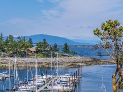 #404-3555 Outrigger Rd  Nanoose Bay, BC V9P 9K1