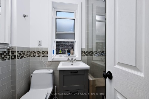 37 Strathcona Avenue, Toronto, ON 
