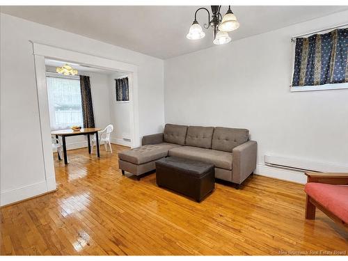 222 York St, Bathurst, NB 