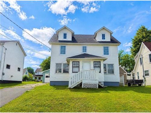 222 York St, Bathurst, NB 